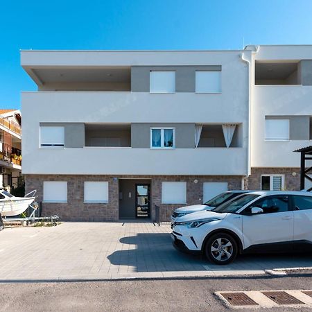 Apartment Apartman Mia Brodarica  Luaran gambar